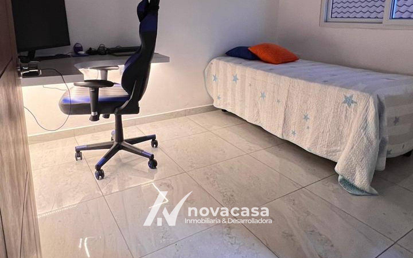 13_Habitaciones_02 Habitaciones del townhouse en Residencial Costa del Sol