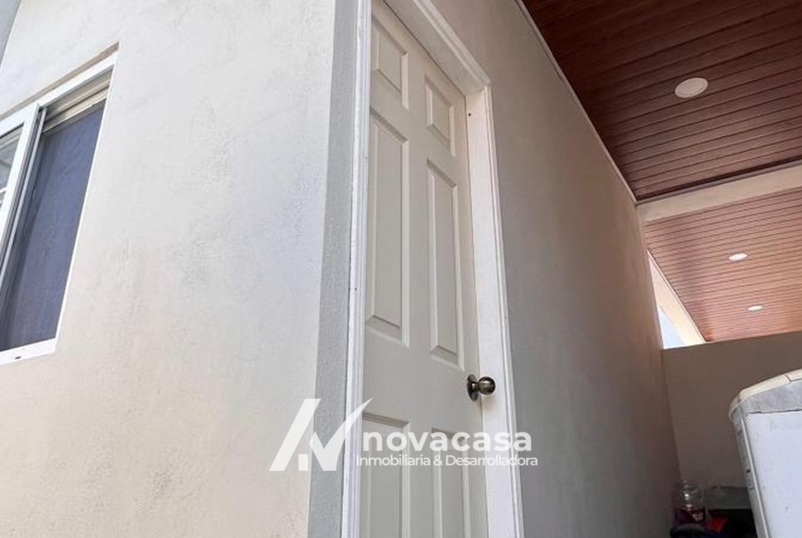 Patio del townhouse en Residencial Costa del Sol