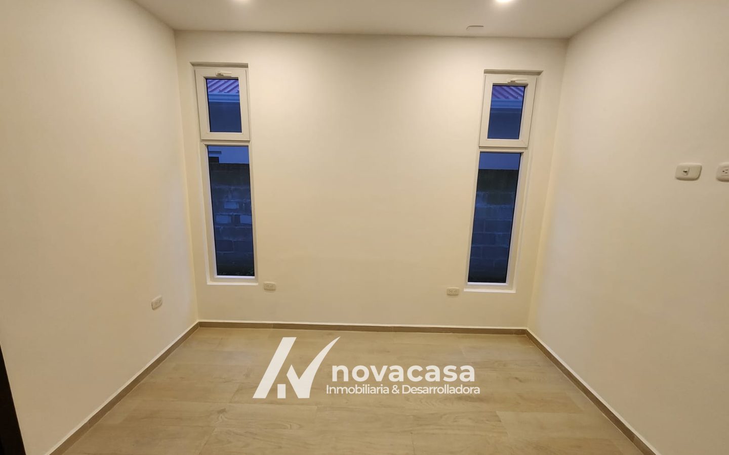los-alamos-ii-julio-02_sala_comedor_03 Casa en venta en Residencial Los Álamos II, San Pedro Sula