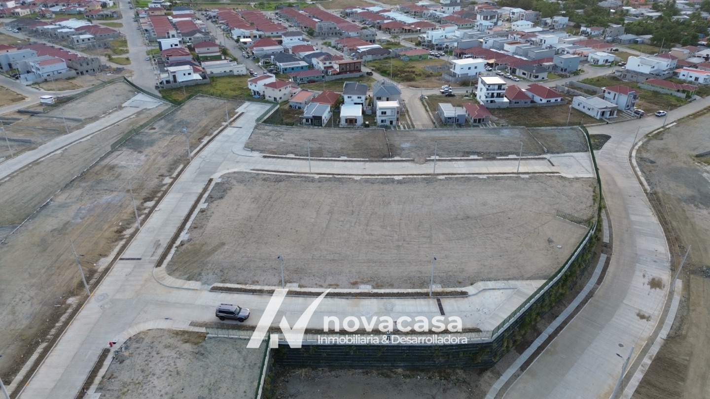 n8n9-altos-de-valencia-01-lotes-vista-oblicua-03 Lotes en venta en Residencial Altos de Valencia, San Pedro Sula
