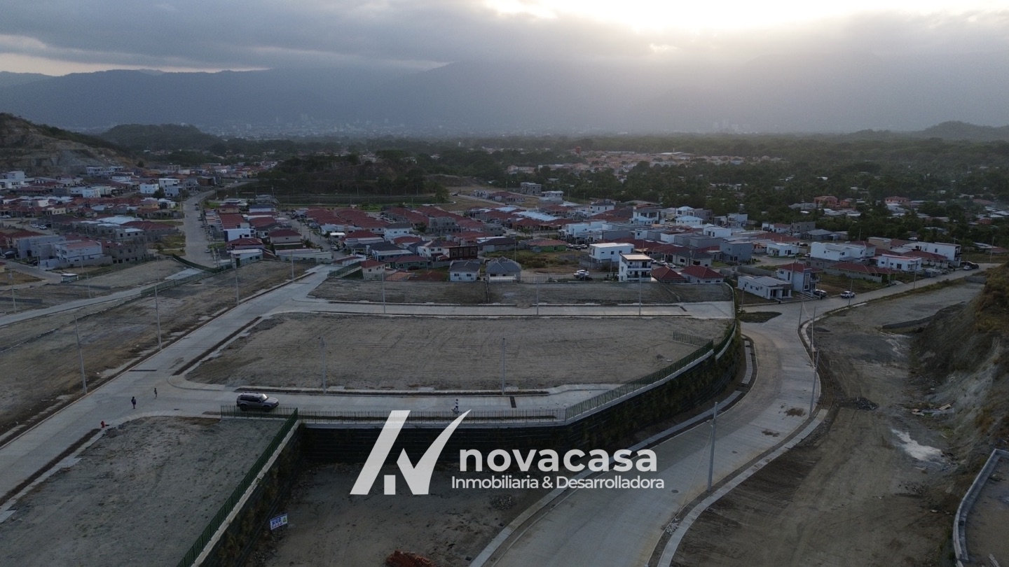 n8n9-altos-de-valencia-04-lotes-vista-oblicua-02 Lotes en venta en Residencial Altos de Valencia, San Pedro Sula
