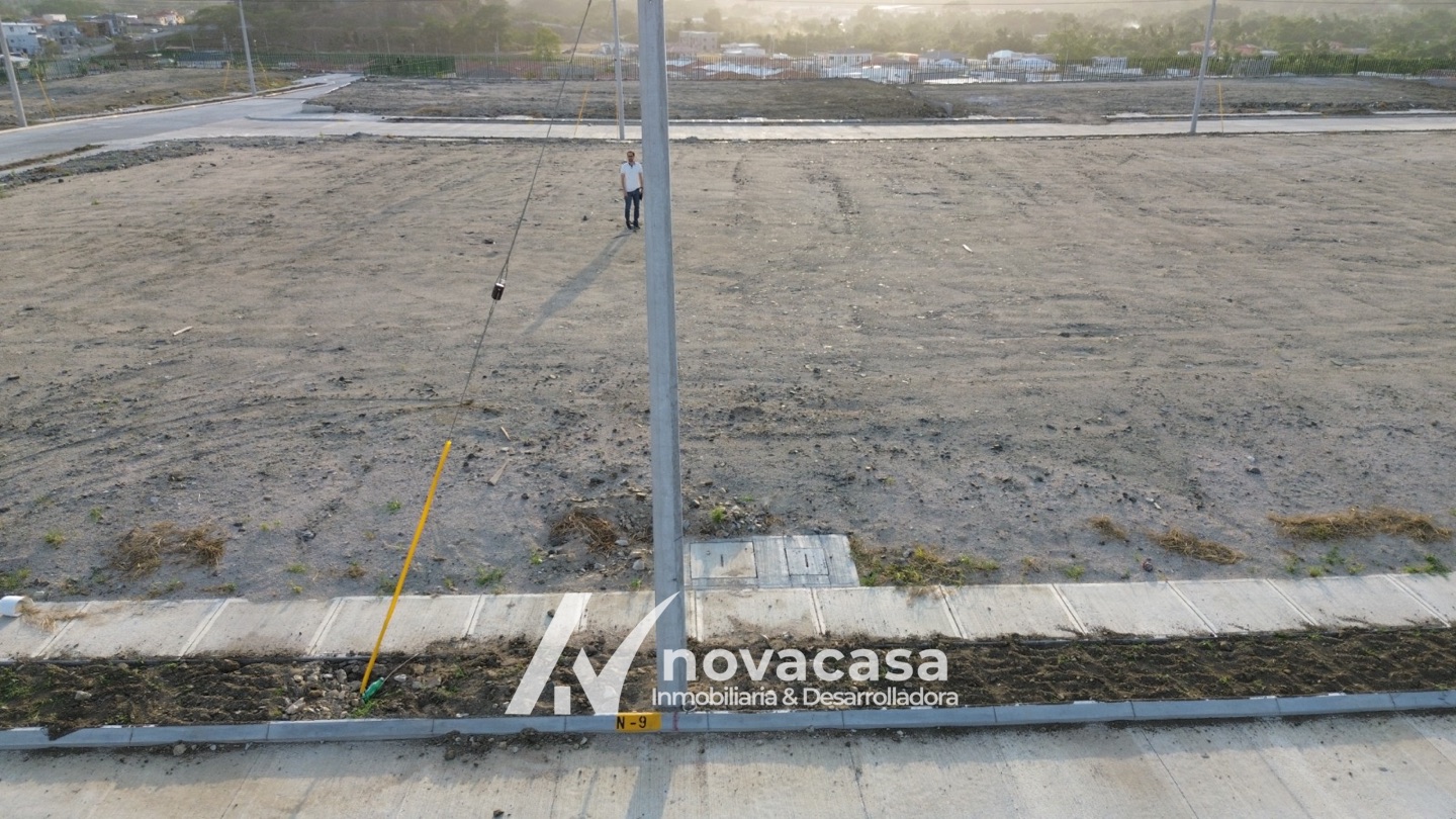 n8n9-altos-de-valencia-05-lotes-vista-frontal-01 Lotes en venta en Residencial Altos de Valencia, San Pedro Sula