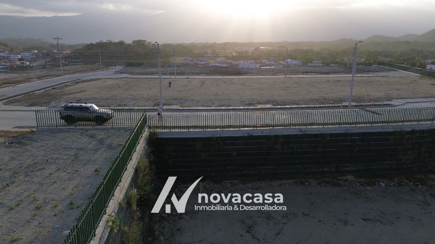 n8n9-altos-de-valencia-14-lotes-vista-frontal-10 Lotes en venta en Residencial Altos de Valencia, San Pedro Sula