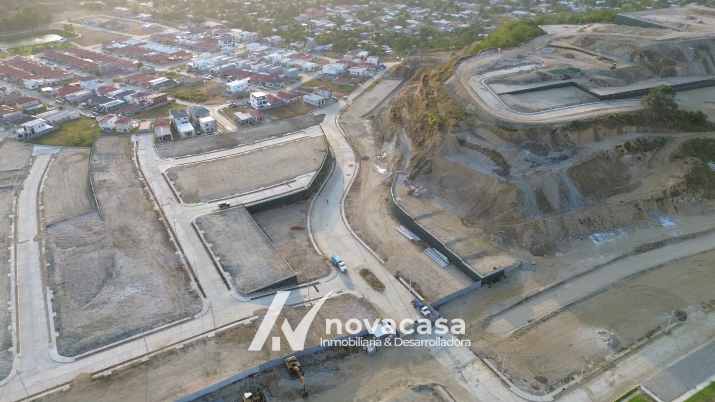 n8n9-altos-de-valencia-20-residencial-vista-general-01 Lotes en venta en Residencial Altos de Valencia, San Pedro Sula