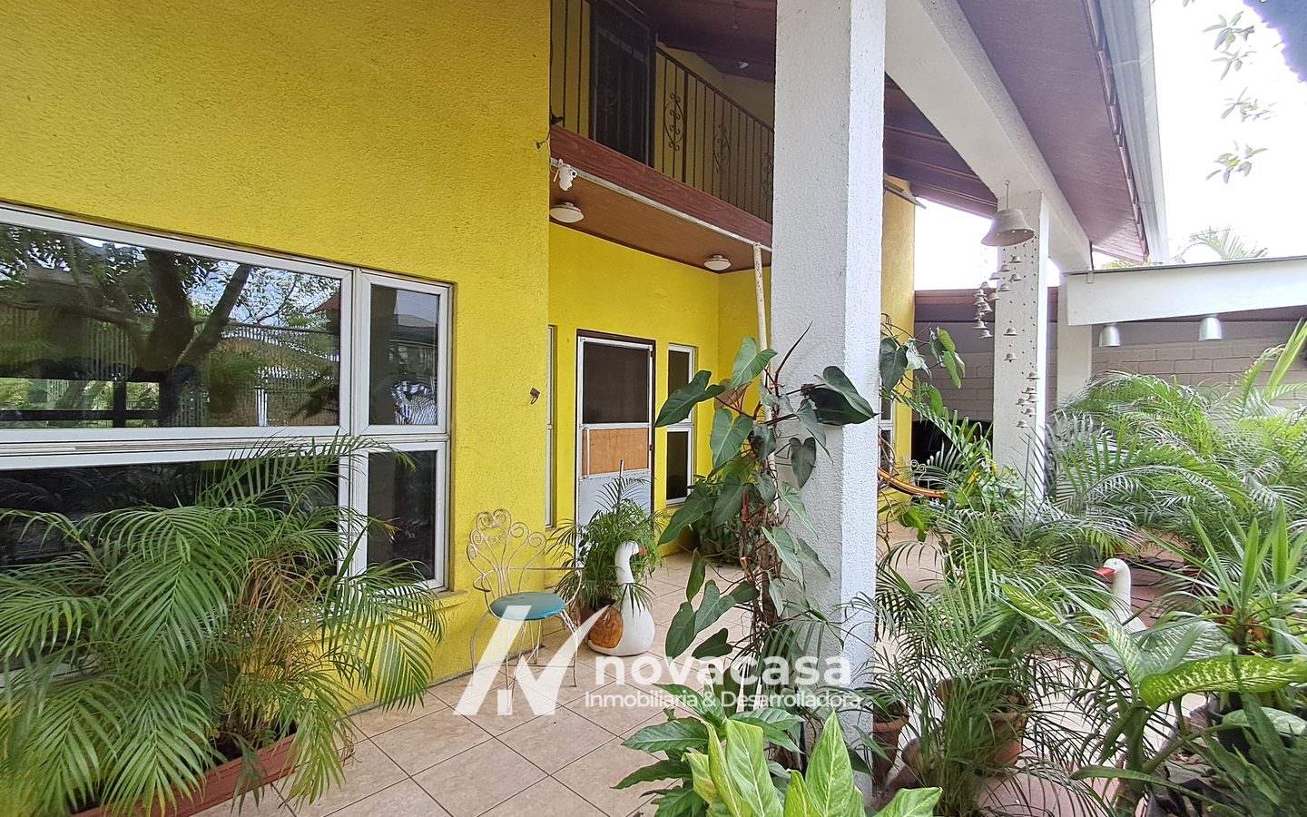 rela-los-naranjo-02-fachada-porche-02 Casa en venta en Residencial Los Naranjo, San Pedro Sula