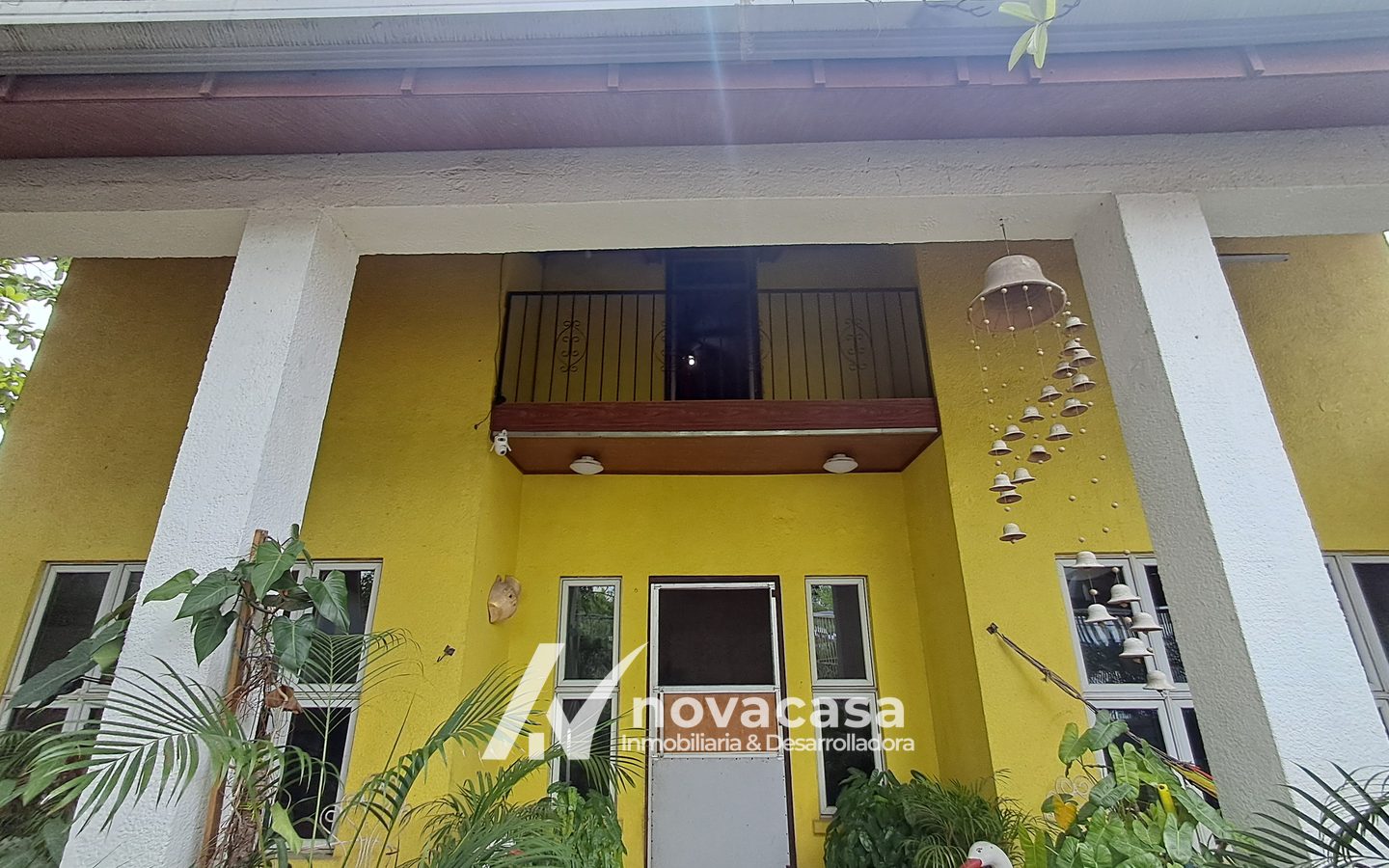 rela-los-naranjo-03-fachada-porche-03 Casa en venta en Residencial Los Naranjo, San Pedro Sula
