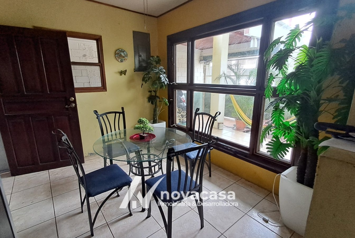 Casa en venta en Residencial Los Naranjo, San Pedro Sula