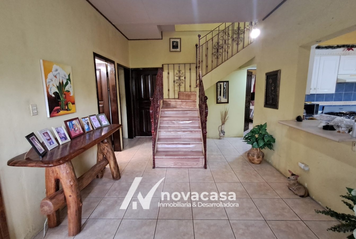 Casa en venta en Residencial Los Naranjo, San Pedro Sula