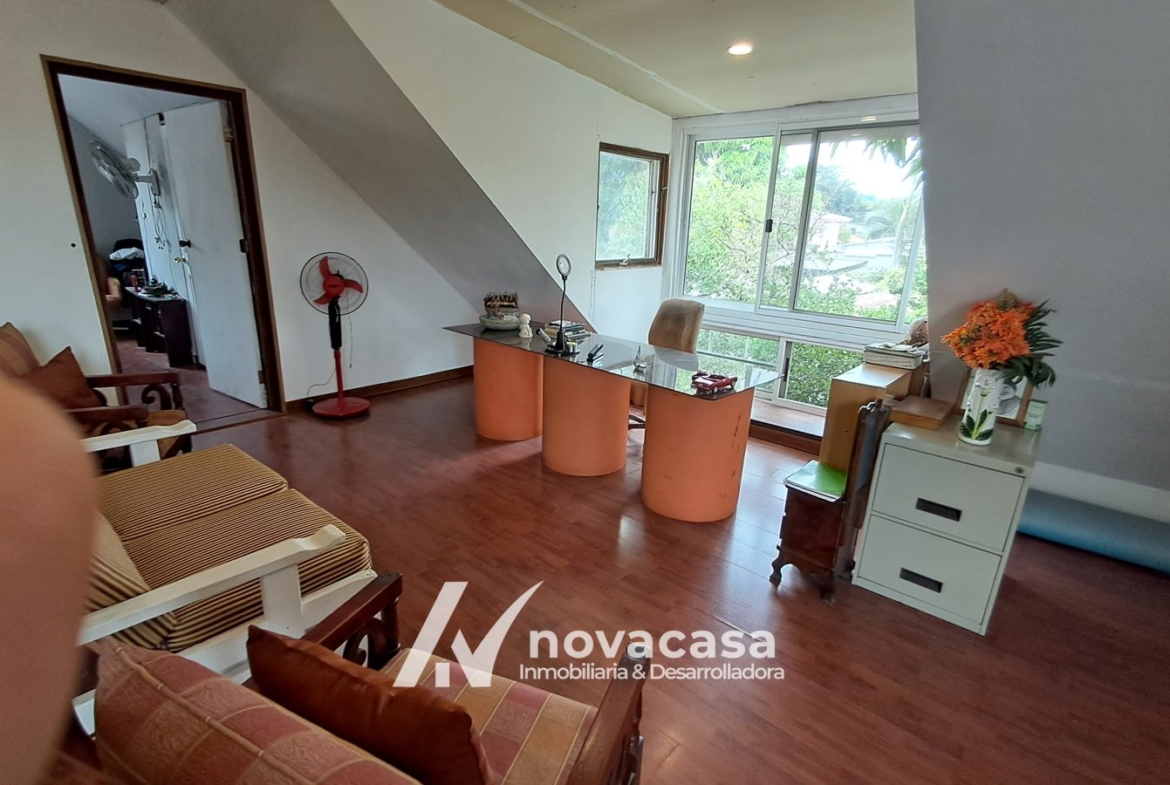 Casa en venta en Residencial Los Naranjo, San Pedro Sula