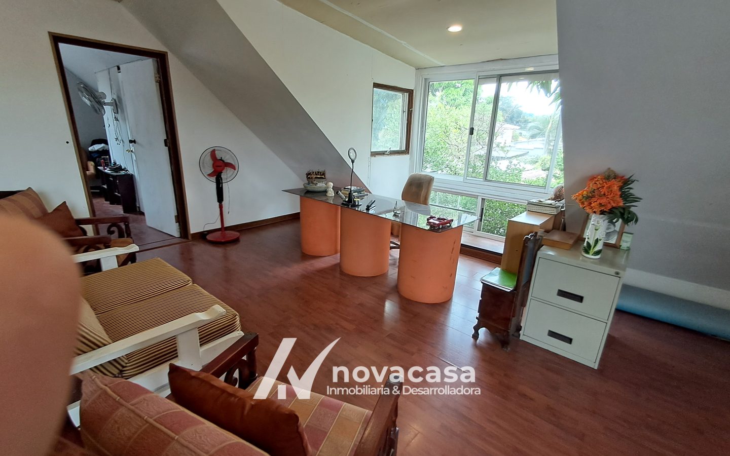 rela-los-naranjo-22-sala-familiar-02 Casa en venta en Residencial Los Naranjo, San Pedro Sula
