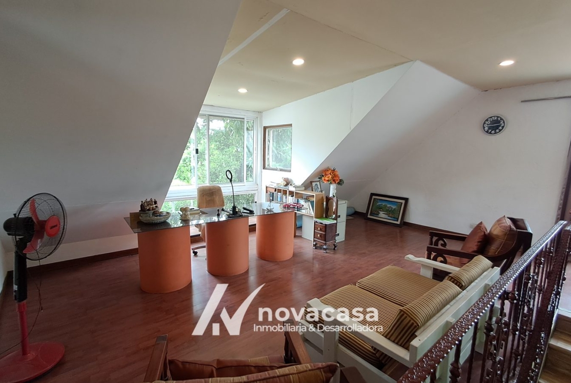 Casa en venta en Residencial Los Naranjo, San Pedro Sula